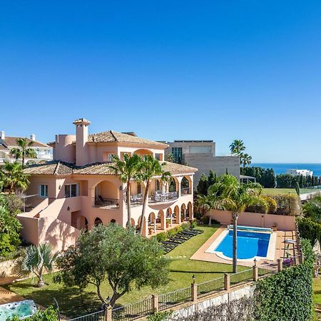 Beachside Villa With Panoramic Sea Views Benalmadena Exterior photo